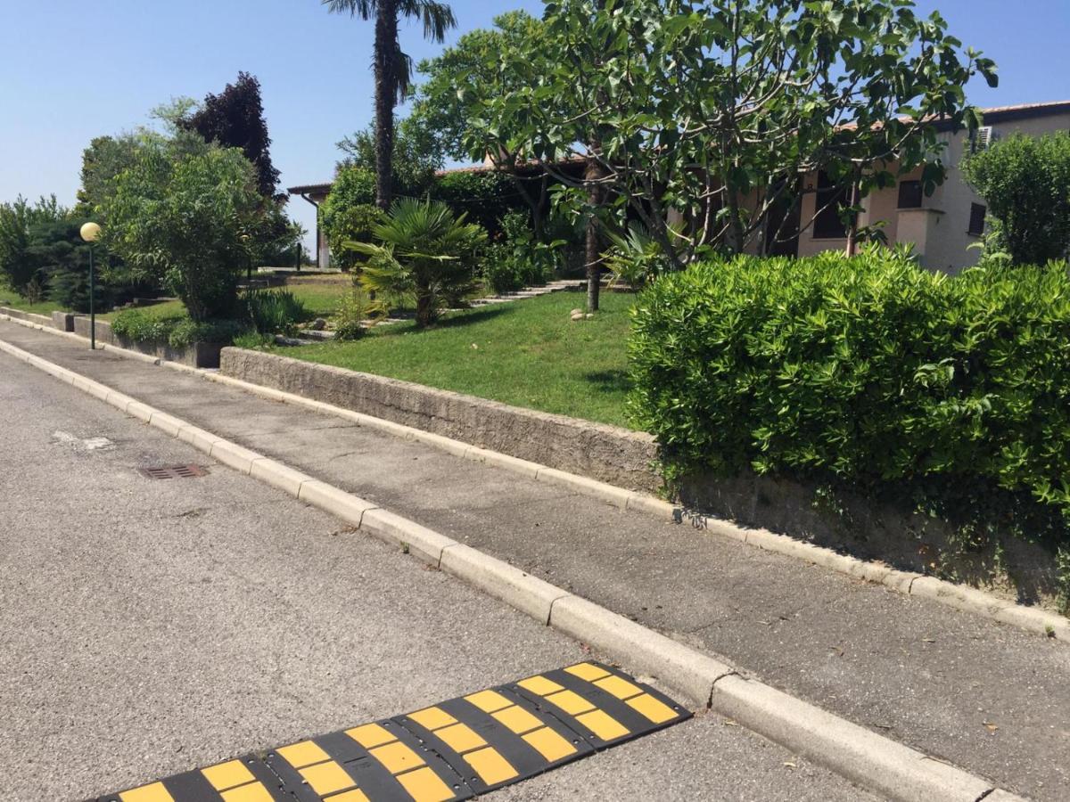 Casa Laura Villa Pozzolengo Bagian luar foto